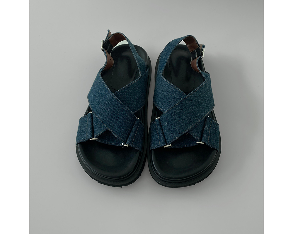 신발 딥블루 색상 이미지-S1L44